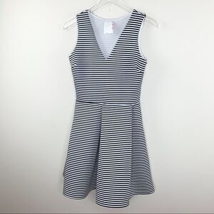 Love Ady Black/White Stripe‎ V-Neck Skater Dress M